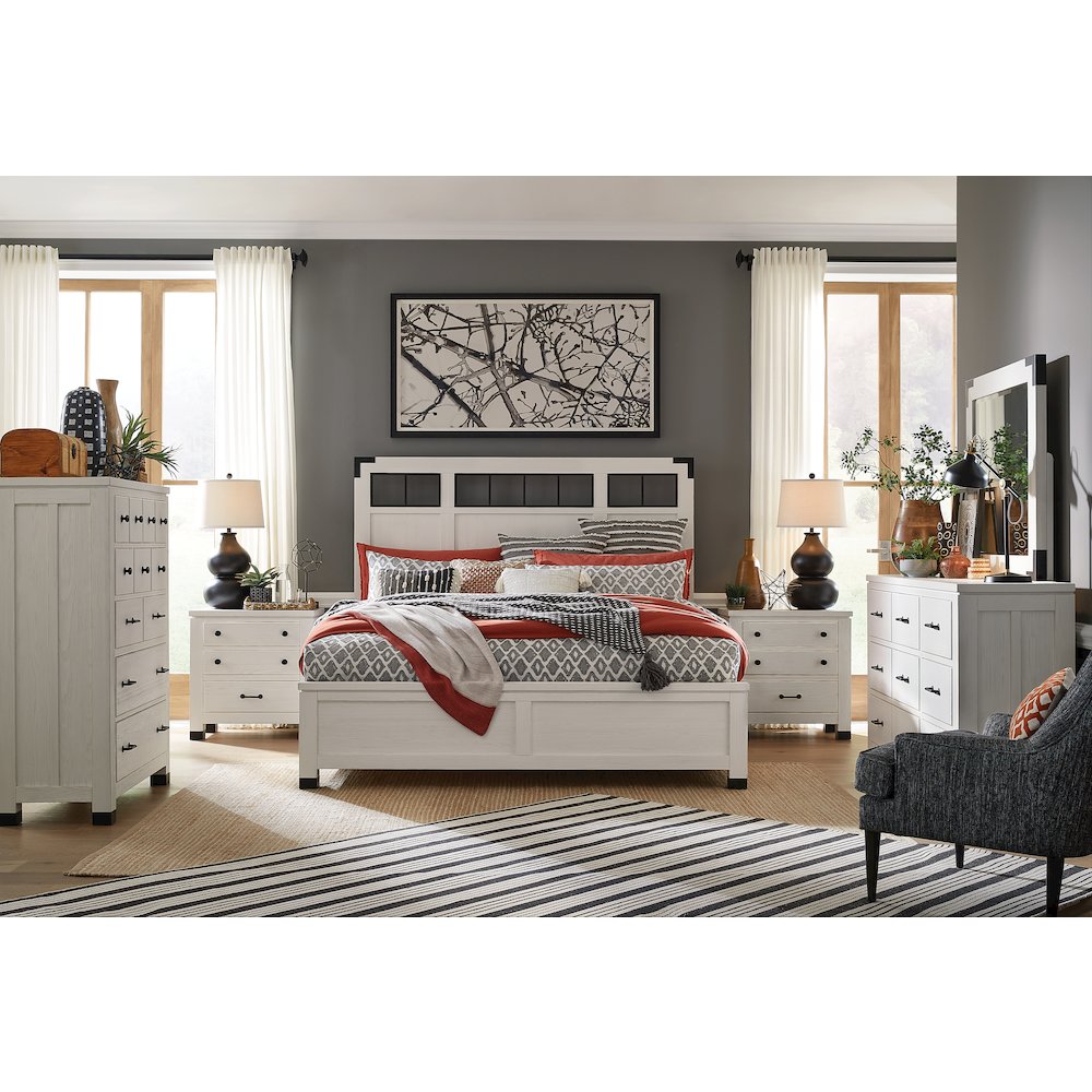 Harper Springs Silo White California King Panel Bed