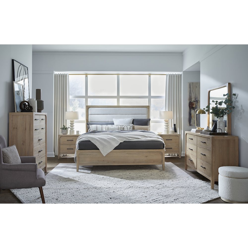 Somerset Butternut Queen Upholstered Panel Bed