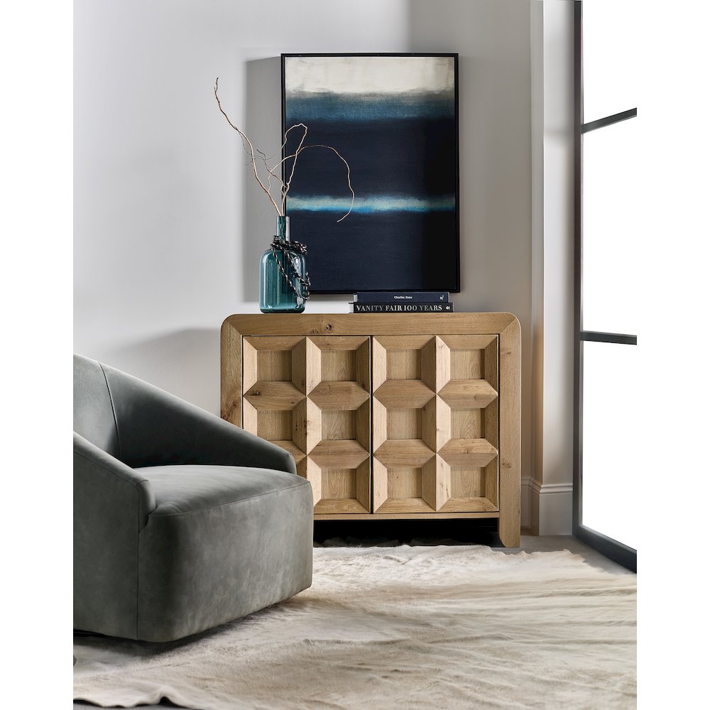 Commerce and Market Haven Accent Chest in Natural Wood Finish by Hooker