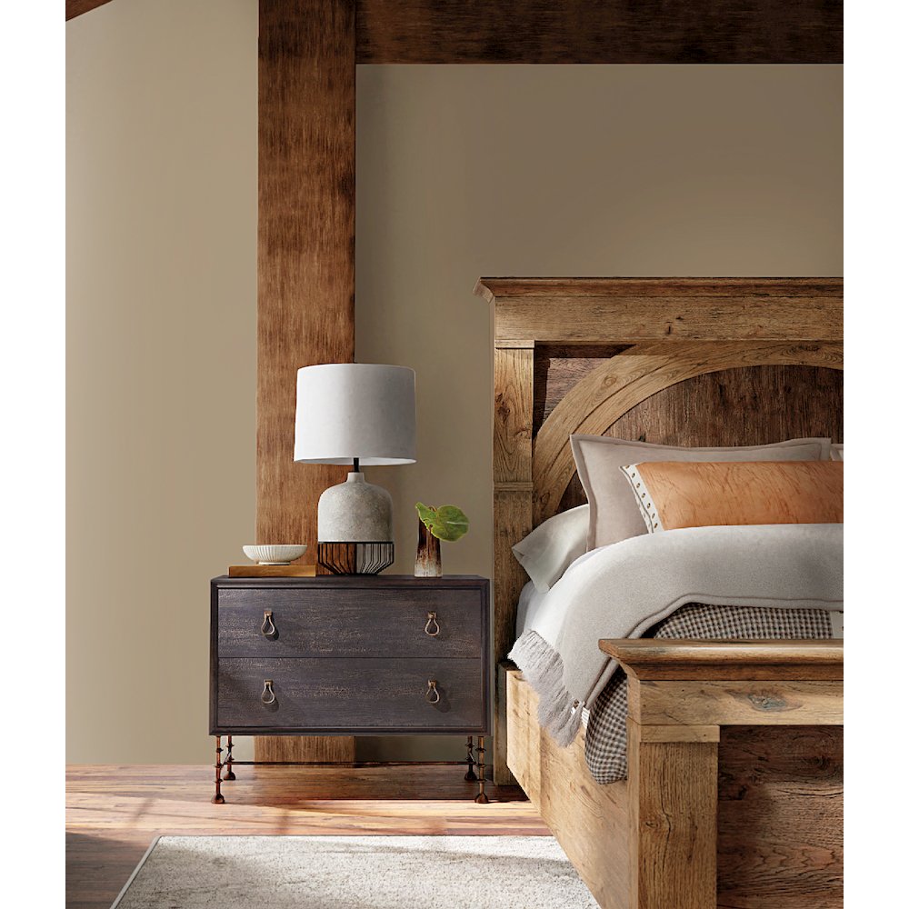 Hooker Furniture Big Sky Veneers and Solid Wood Bachelors Chest in Black