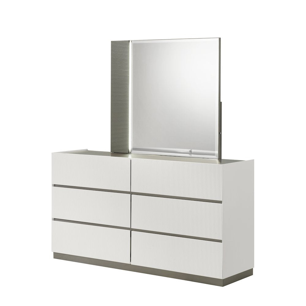 Cecilia White and Gray Fluted 4-piece Bedroom Set, Queen