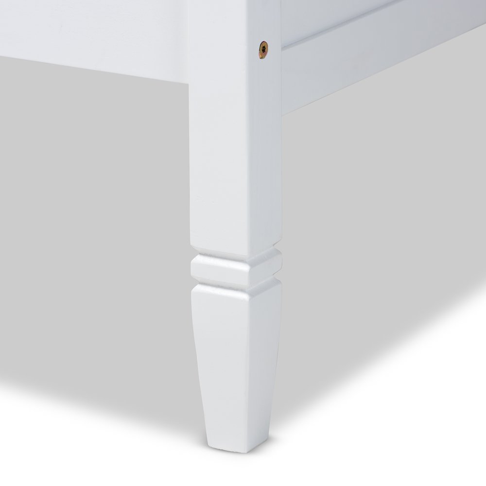 White Traditional Twin Daybed with Pinewood Frame and Classic Finish