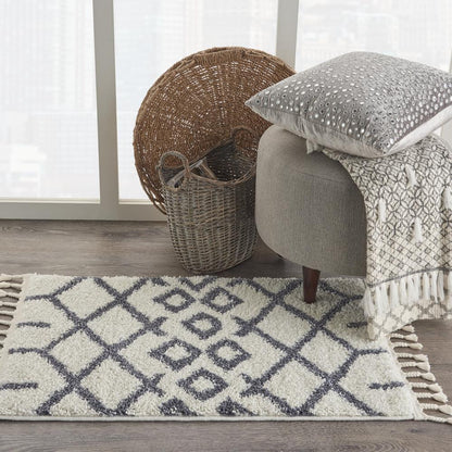 Moroccan Shag Area Rug, White, 2'2" x 4'