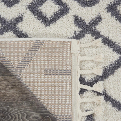 Moroccan Shag Area Rug, White, 2'2" x 4'