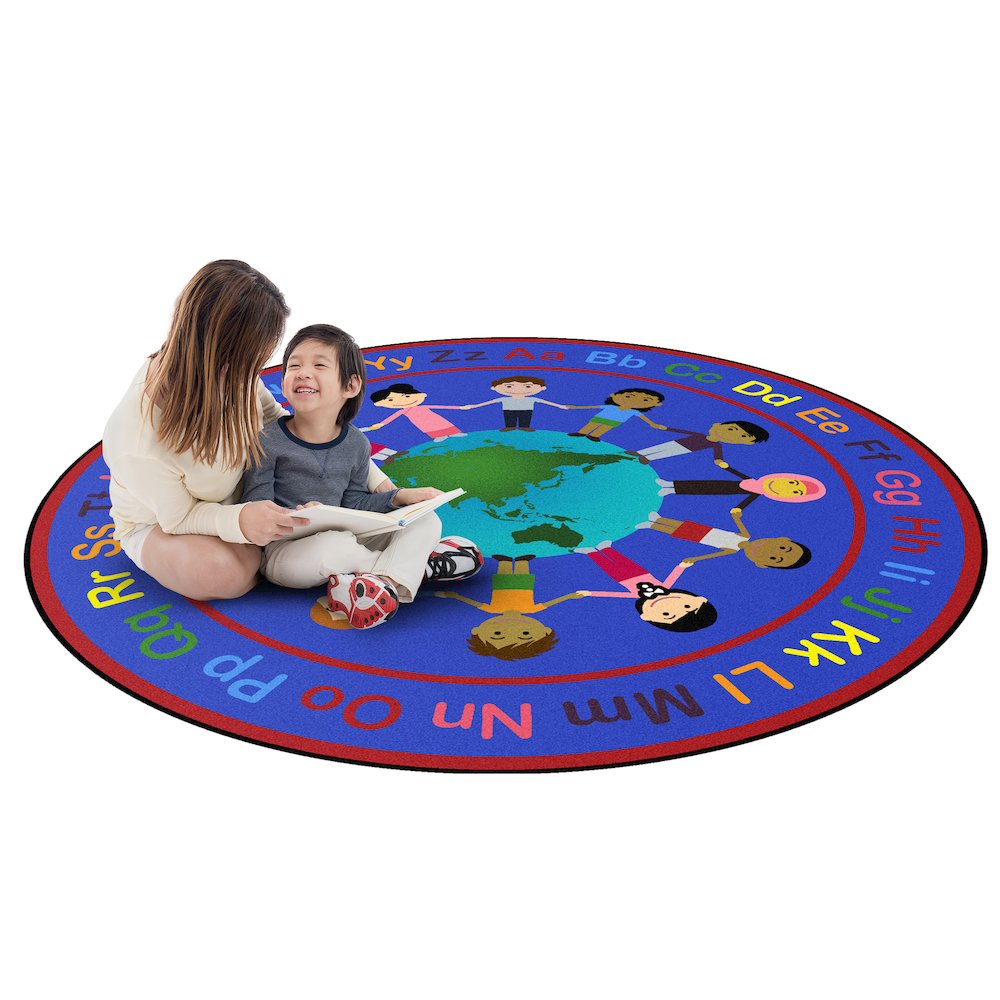 Kid Essentials A World of Friends 7'7" Round Area Rug in Color Multi