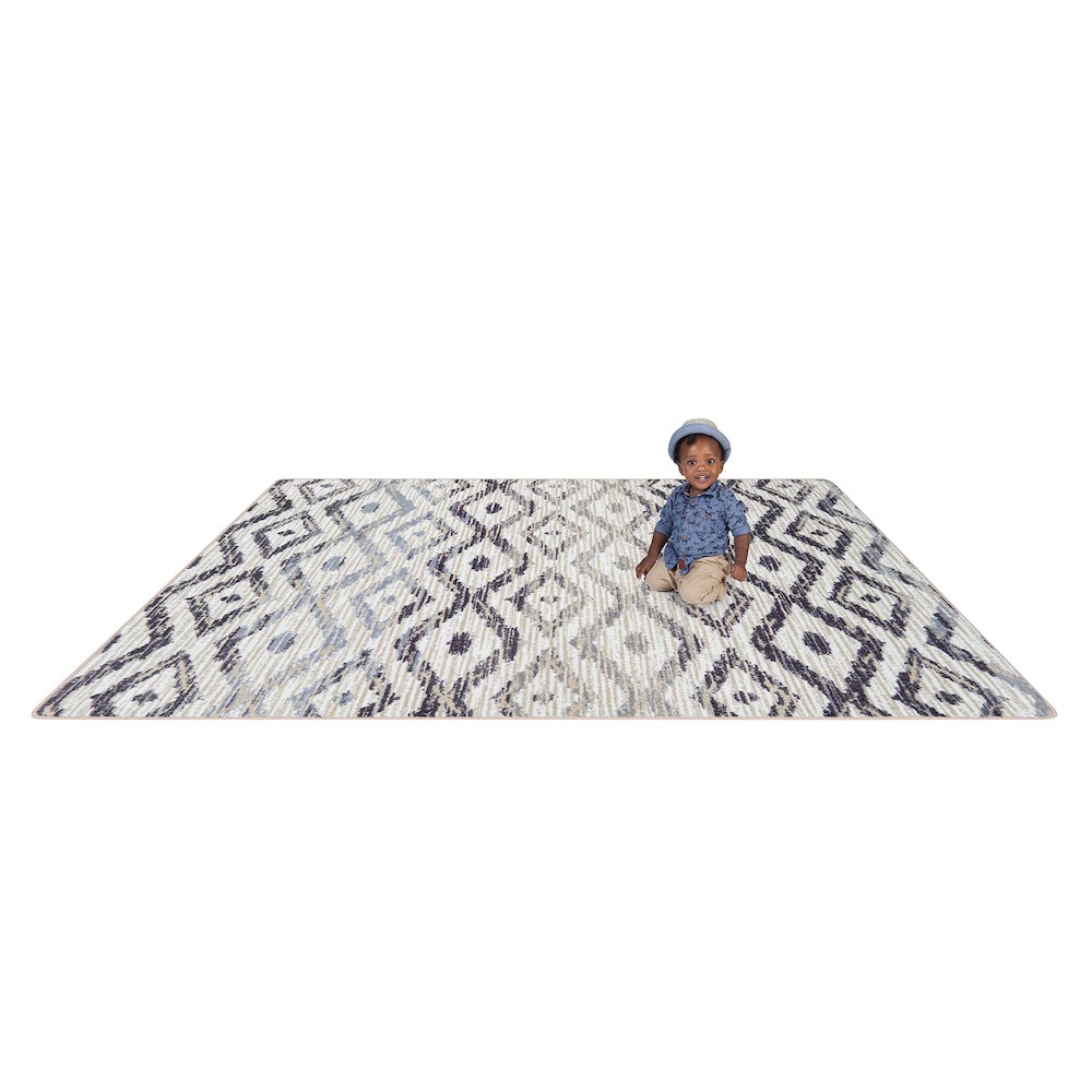 Diamond Oasis 3'10" x 5'4" Area Rug in Color Twilight