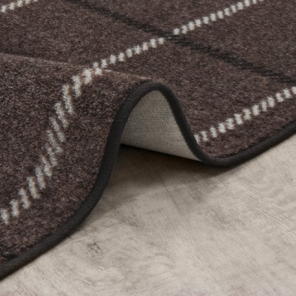 Impressions New Haven 3'10" x 5'4" Area Rug in Color Espresso