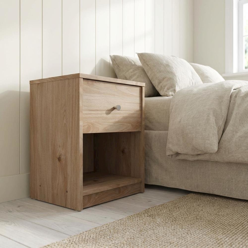 Hickory Nightstand with One Drawer and Timeless Style