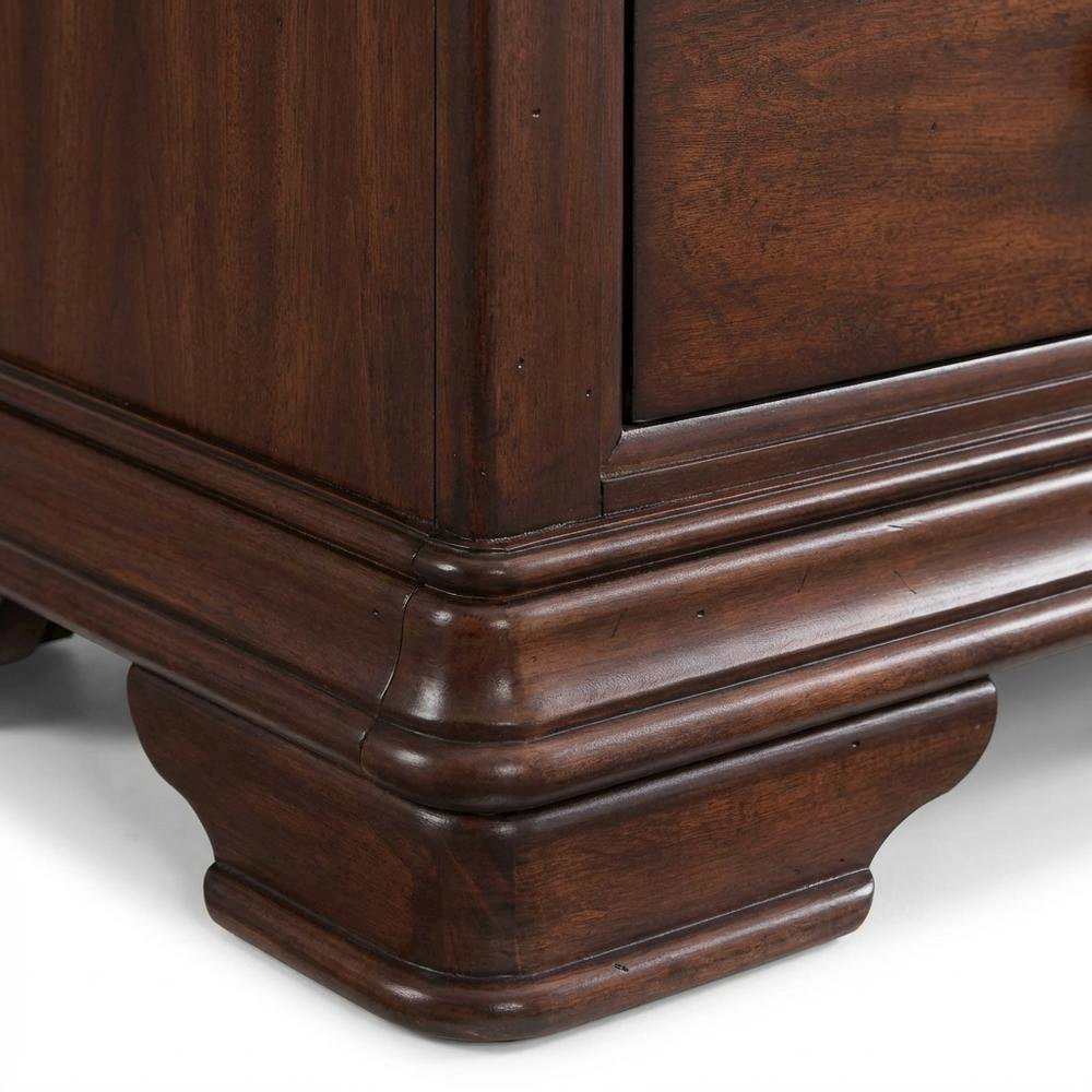 Cherry Nightstand with Usb Port and Traditional Style, 3-Drawer Storage