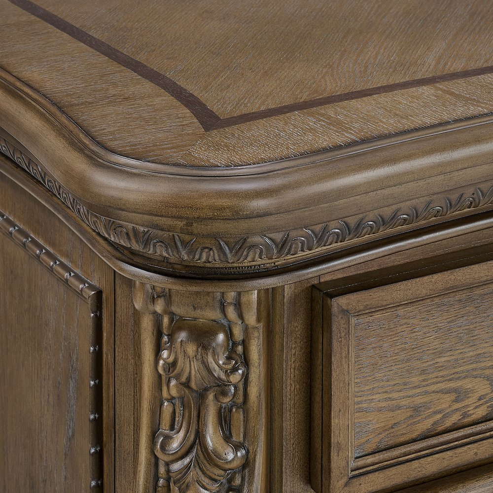 Denali Server in Walnut