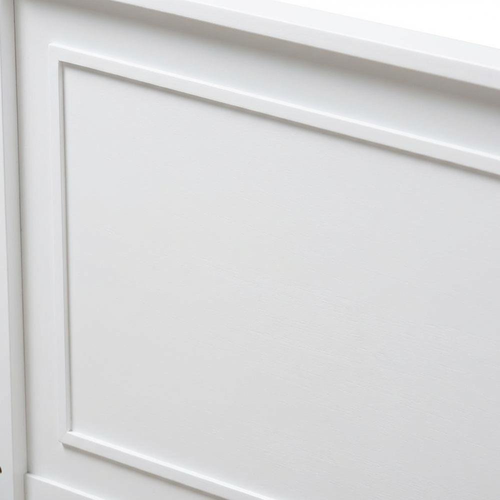 White Traditional Twin Daybed with Pinewood Frame and Classic Finish