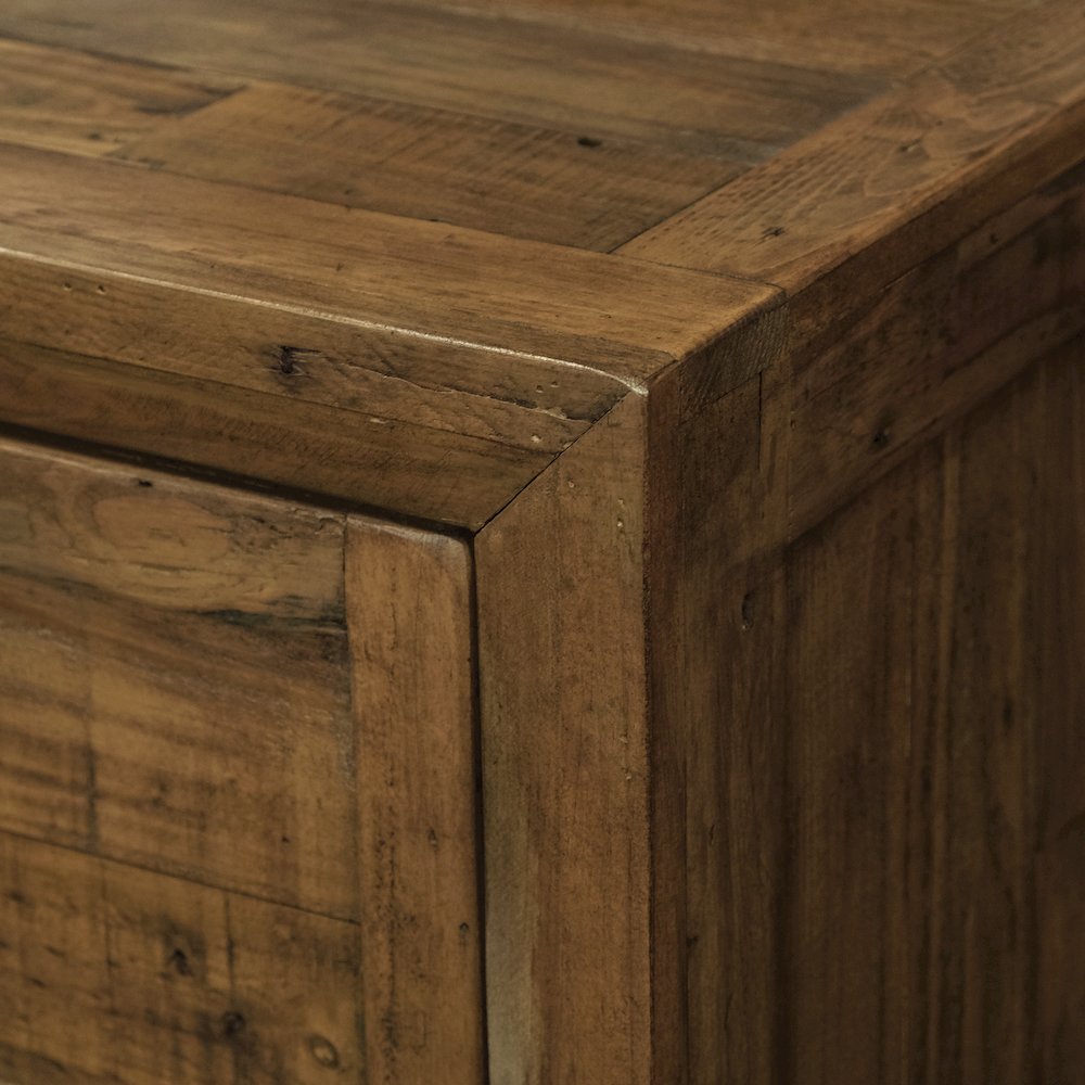 Wallce & Bay Mullen Caramel Brown 7-Drawer Dresser