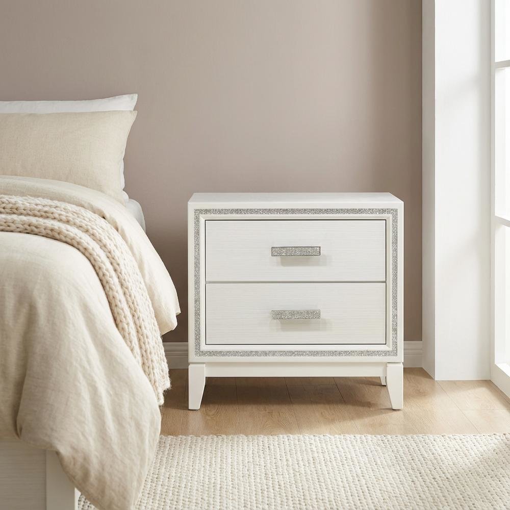 White Finish Nightstand with Modern Design and Storage Space
