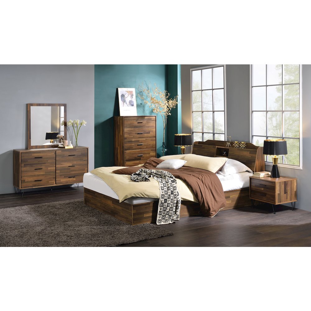 Hestia Mirror Walnut