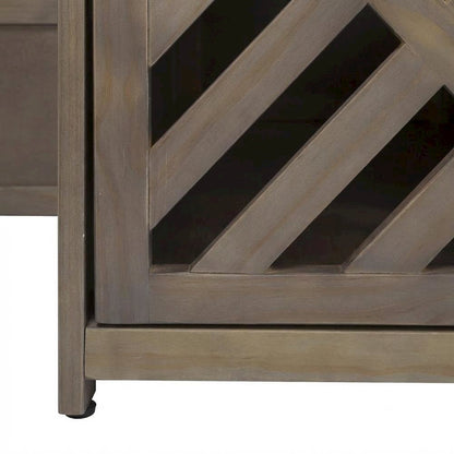 Wooden End Table with Sturdy Construction and Classic Design