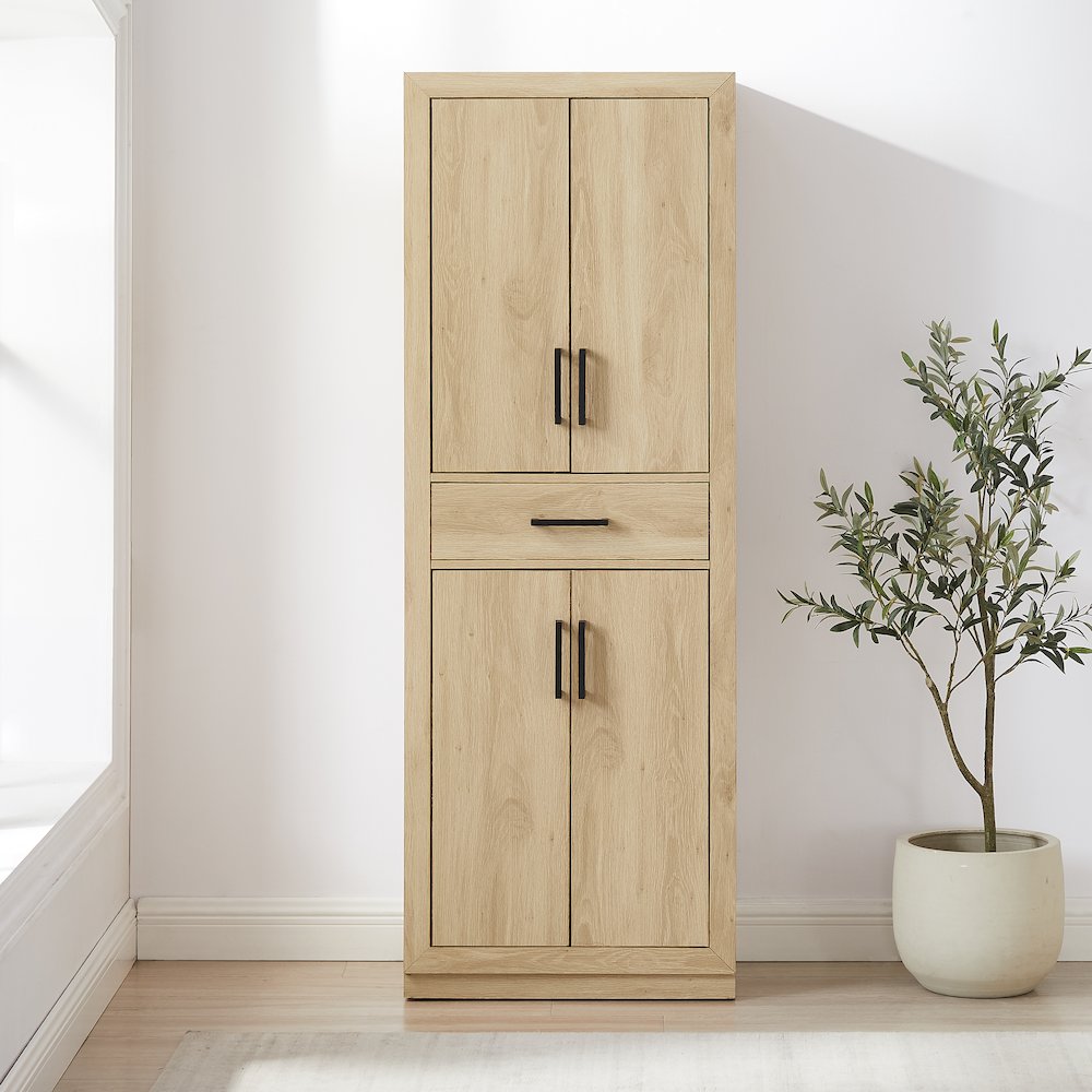 Isla Kitchen Storage Pantry