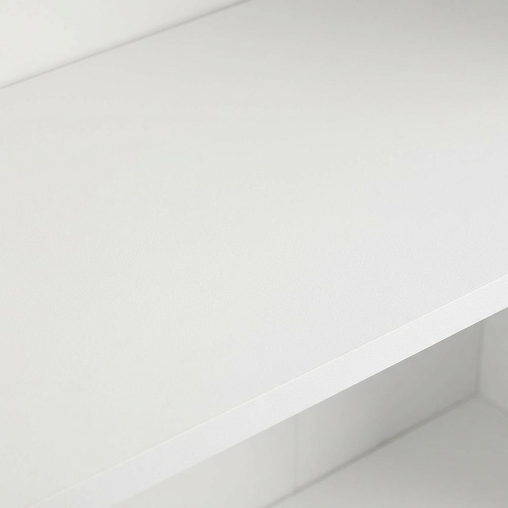 Wooden bookcase with clean design, sturdy construction, versatile storage
