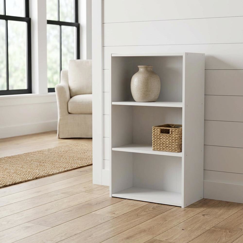 Wooden Bookcase in Finish for Living Room Storage