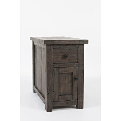 Madison County Rustic Reclaimed Pine Farmhouse Chairside Table