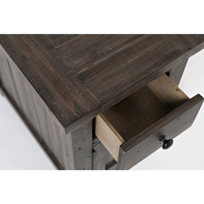 Madison County Rustic Reclaimed Pine Farmhouse Chairside Table