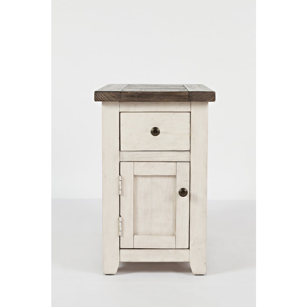 Madison County Rustic Reclaimed Pine Farmhouse Chairside Table
