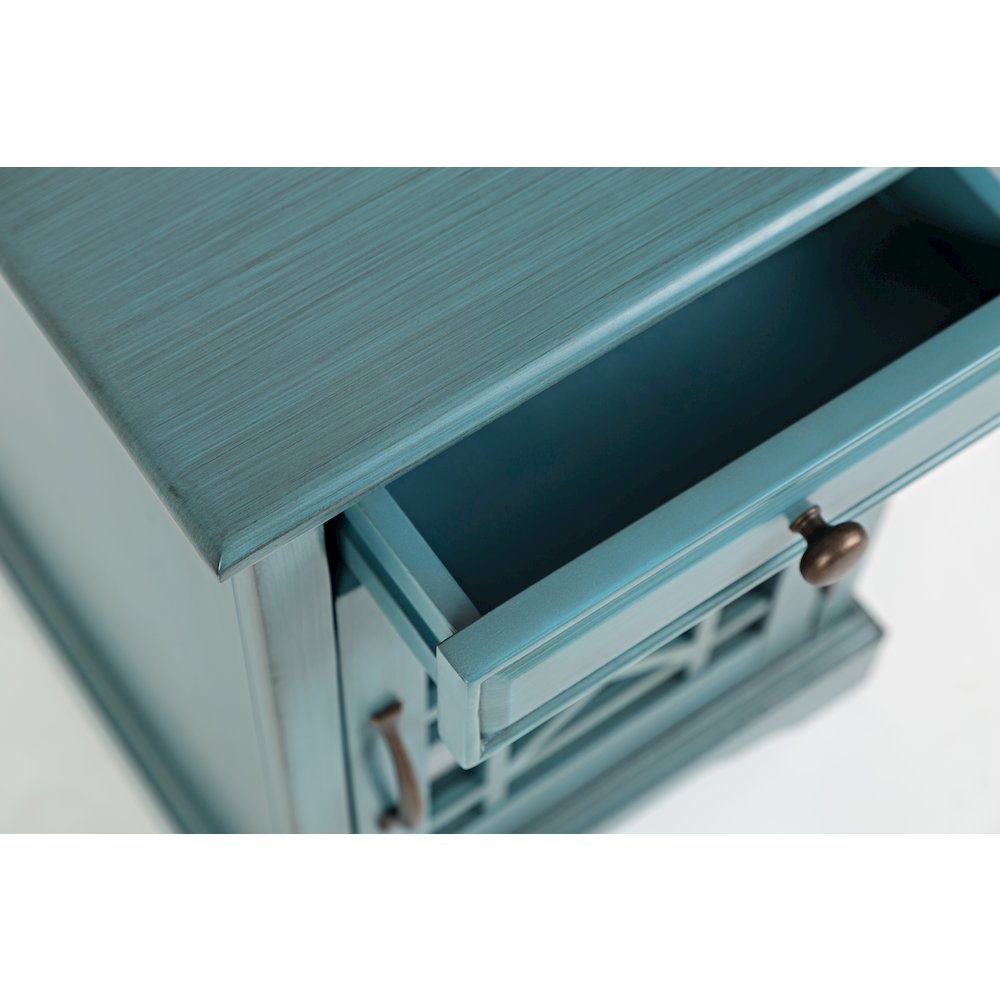 Craftsman USB Charging Chairside End Table