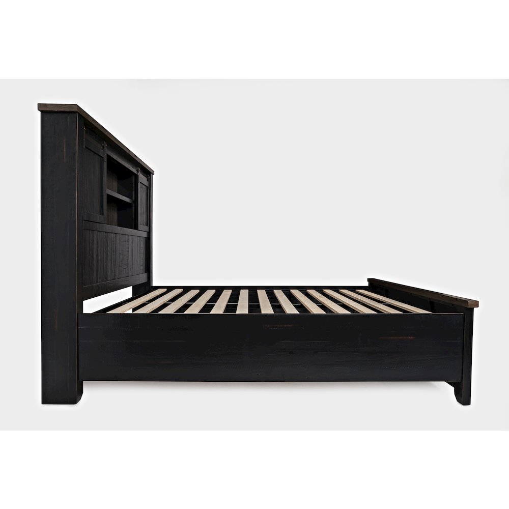 Madison County Rustic Reclaimed Pine Farmhouse King Barn Door Bed