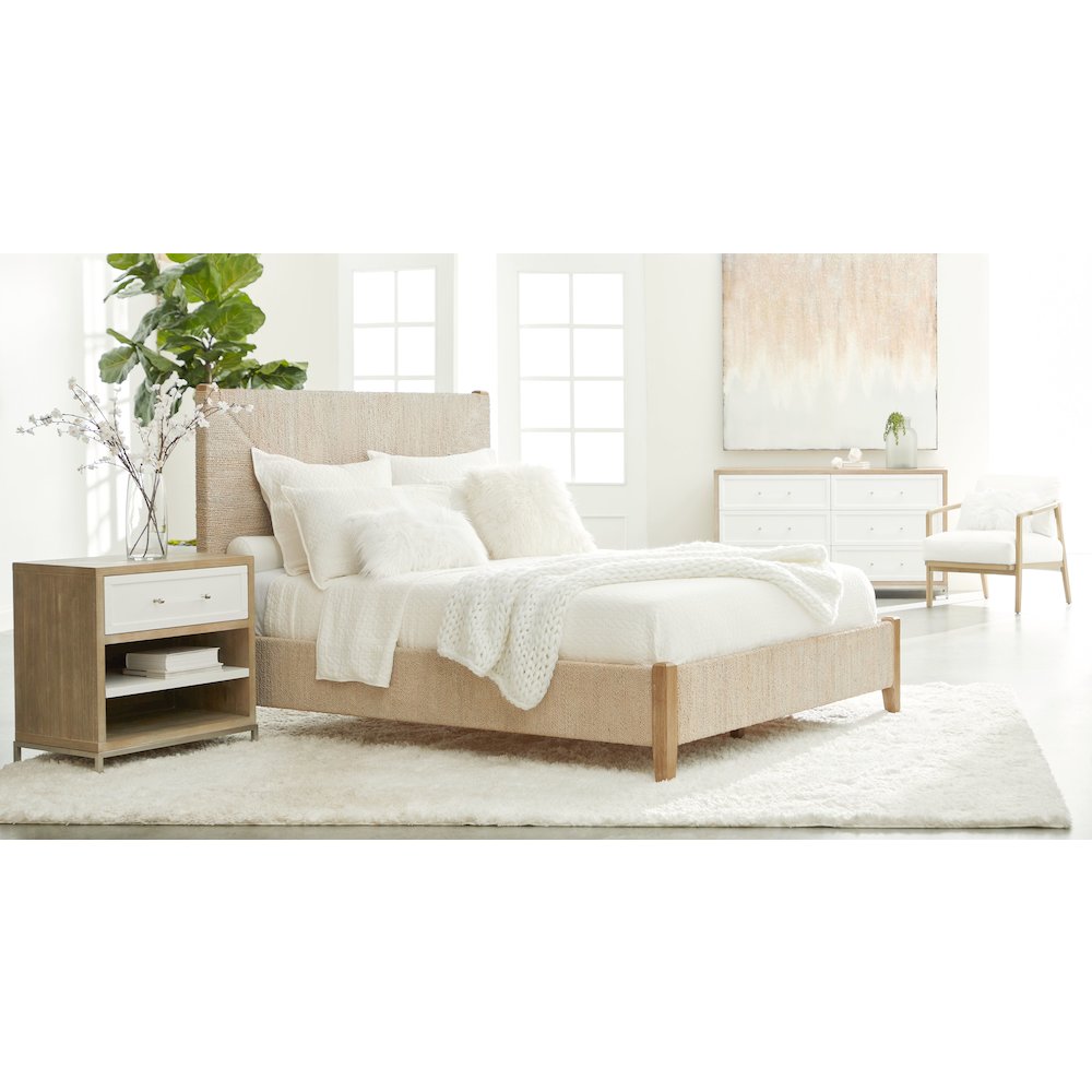 Bella Antique Transitional Harbor Club Chair