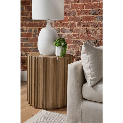 Bella Antique Transitional Roma End Table