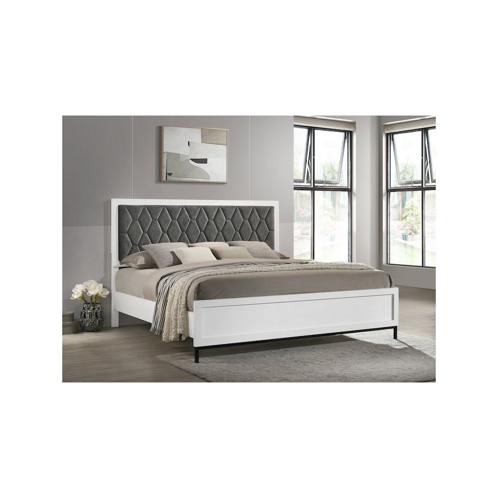 Sonora Eastern King Upholstered Panel Bed White