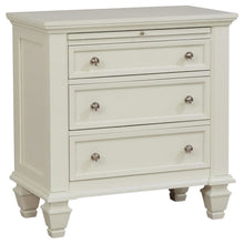 Cream White Bedroom Nightstand with 3 Drawers and Coastal Style