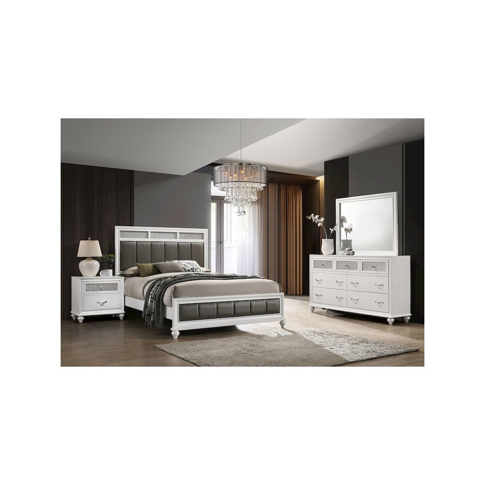 Barzini 4-piece California King Bedroom Set White