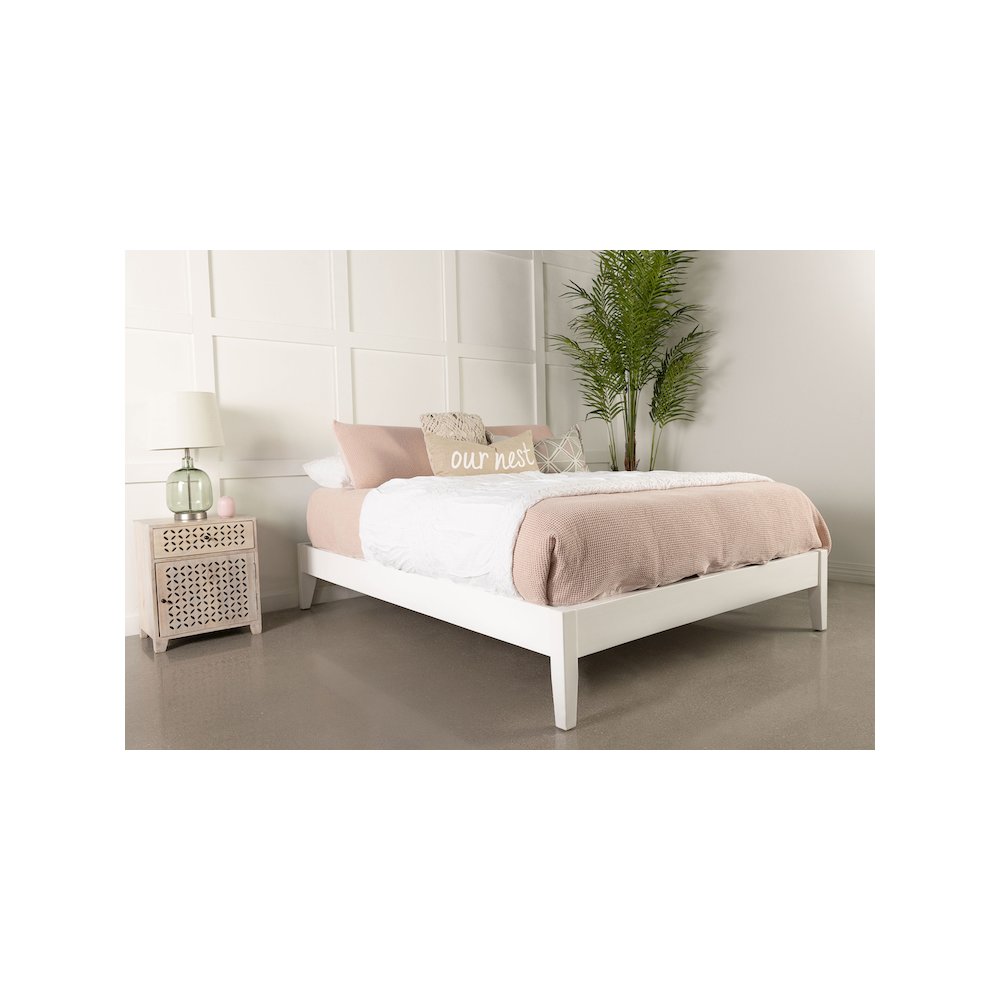 Hounslow Queen Universal Platform Bed White