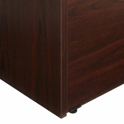 Mahogany Office Desk With Spacious Surface And Classic Finish