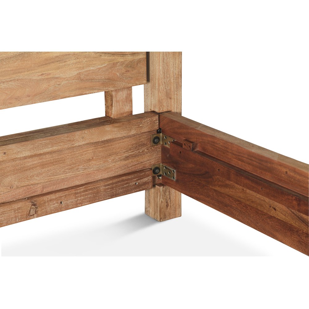 Mesa Canopy King Bed in Brushed Acacia