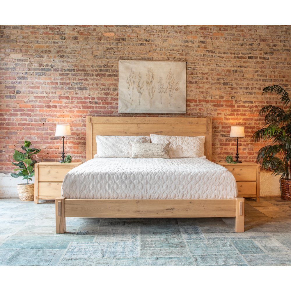 Alpine Queen Bed in Distressed Oak