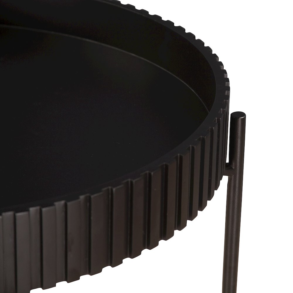 Halden Nesting Tray Tables in Matte Black