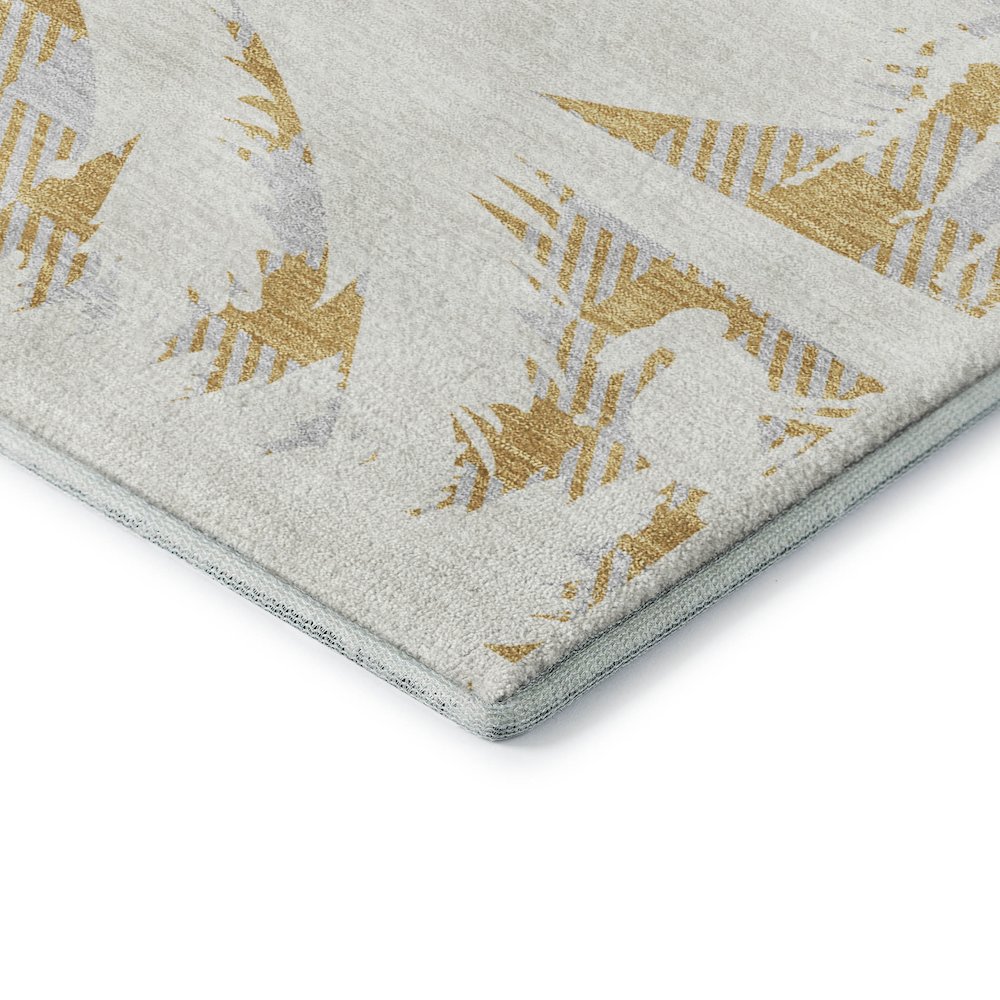 Luxury Washable Indoor/Outdoor Merry & Bright Gold 2'3" x 7'6" Runner Rug