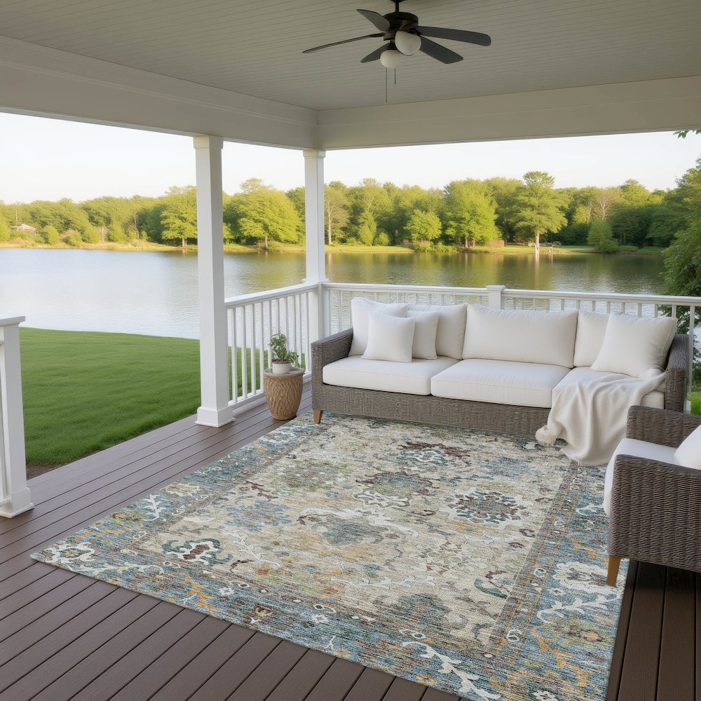 Indoor/Outdoor Silk Road Aqua 3' x 5' Rug