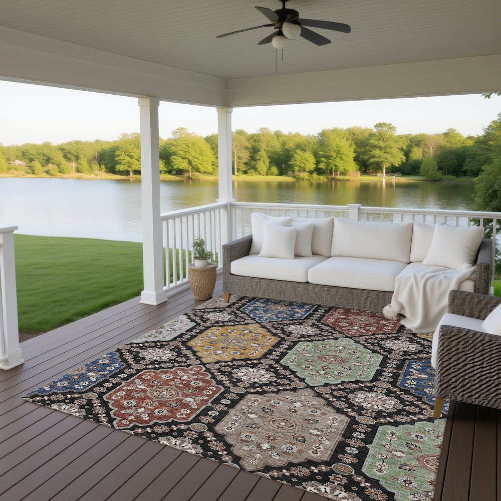 Indoor/Outdoor Silk Road Black 3' x 5' Rug