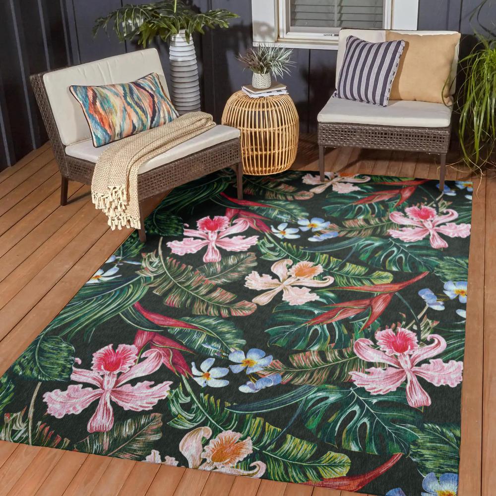 Indoor/Outdoor Tropics TC6 Black Washable 2'6" x 3'10" Rug