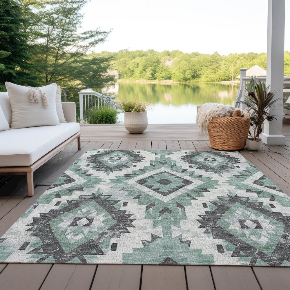 Machine Washable Indoor/Outdoor Chantille Seafoam 5' x 7'6" Rug