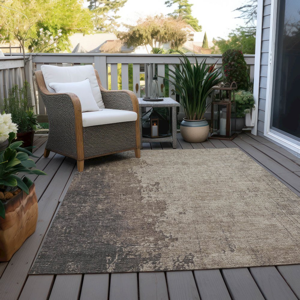 Machine Washable Indoor/Outdoor Chantille Taupe 5' x 7'6" Rug