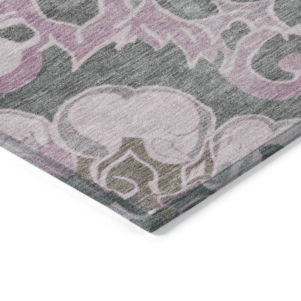 Machine Washable Indoor/Outdoor Chantille Pink 2'6" x 3'10" Rug