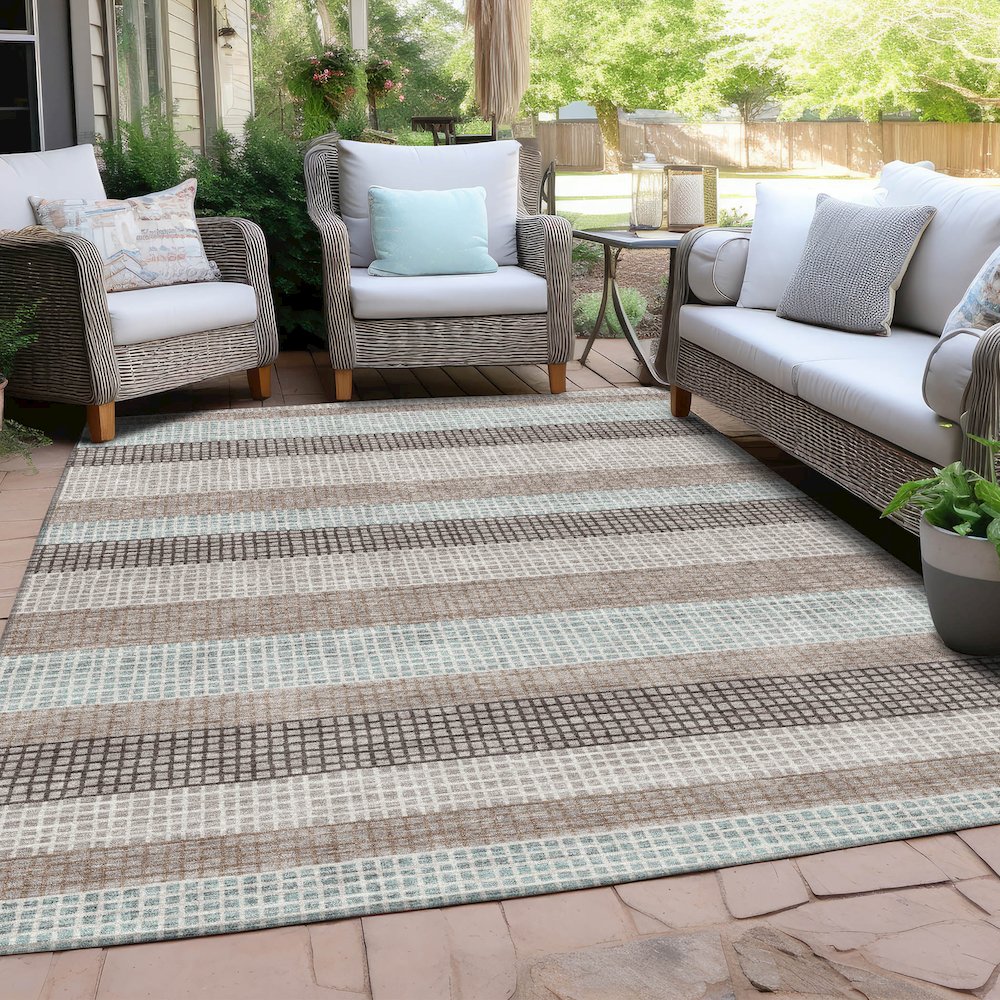 Machine Washable Indoor/Outdoor Chantille Taupe 5' x 7'6" Rug