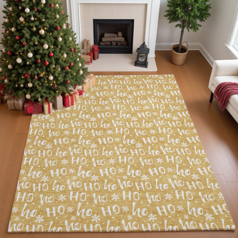 Luxury Washable Indoor/Outdoor Merry & Bright Gold 5' x 7'6" Rug