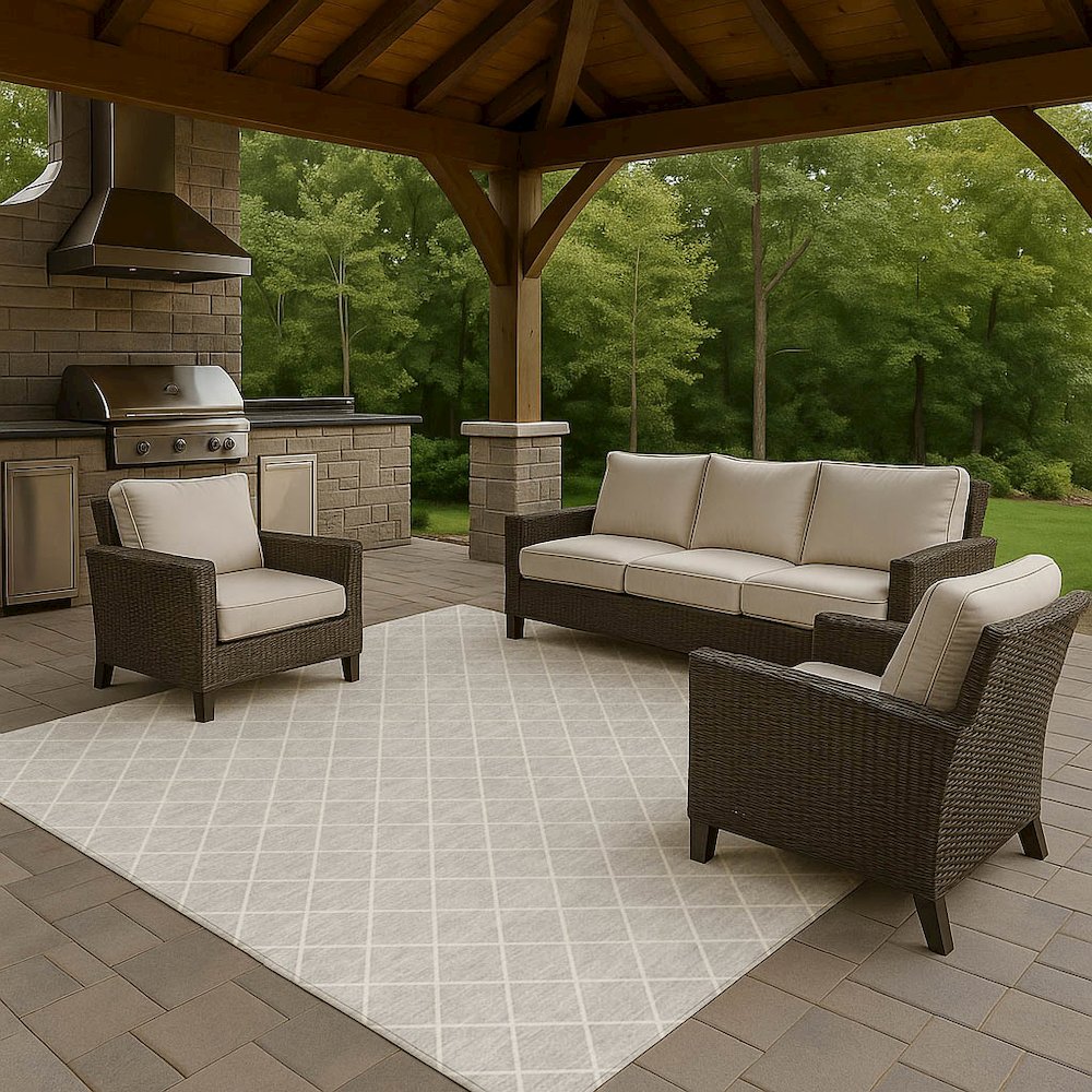 Luxury Washable Indoor/Outdoor The Reserve Silver 5' x 7'6" Rug
