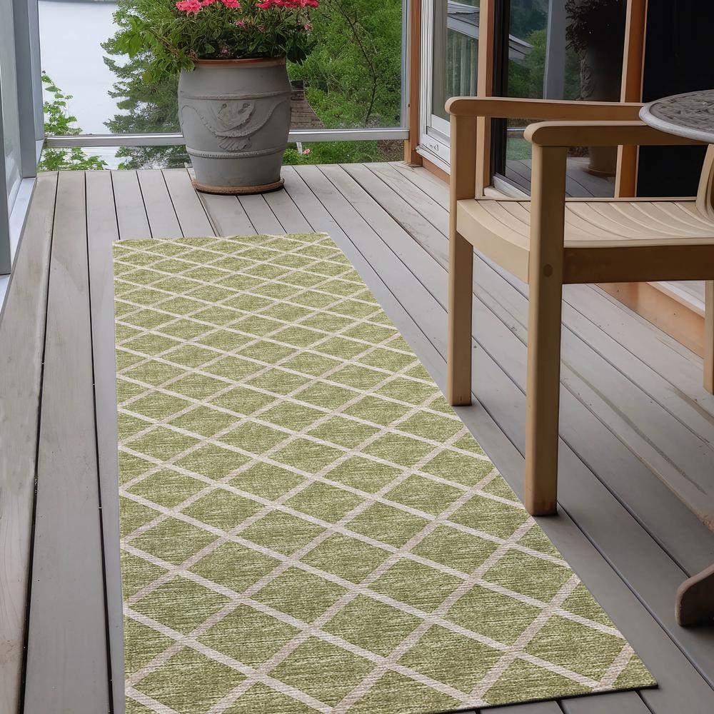 Indoor/Outdoor York YO1 Aloe Washable 2'3" x 7'6" Rug