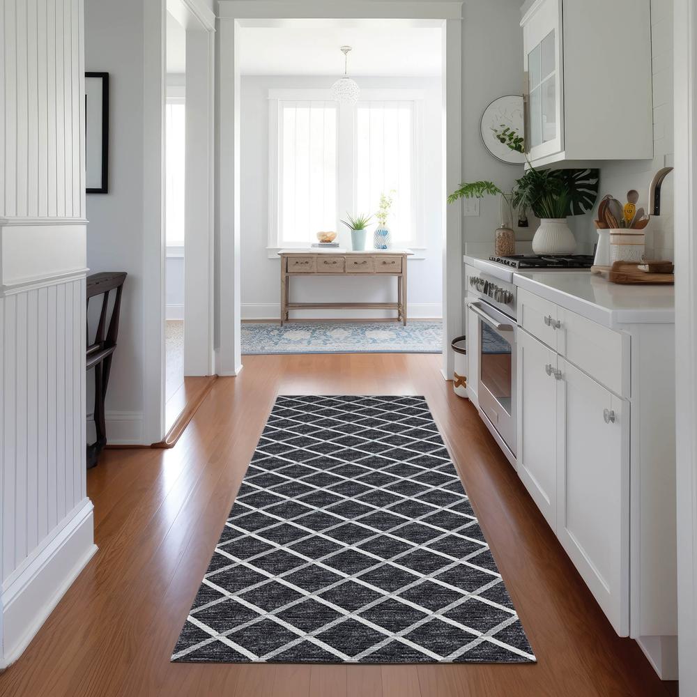 Indoor/Outdoor York YO1 Black Washable 2'3" x 7'6" Rug