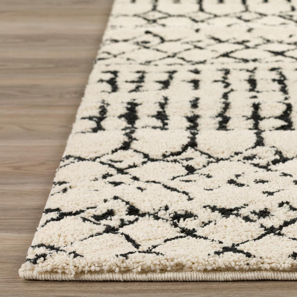 Marquee MQ2 Ivory/Midnight 5'1" x 7'5" Rug